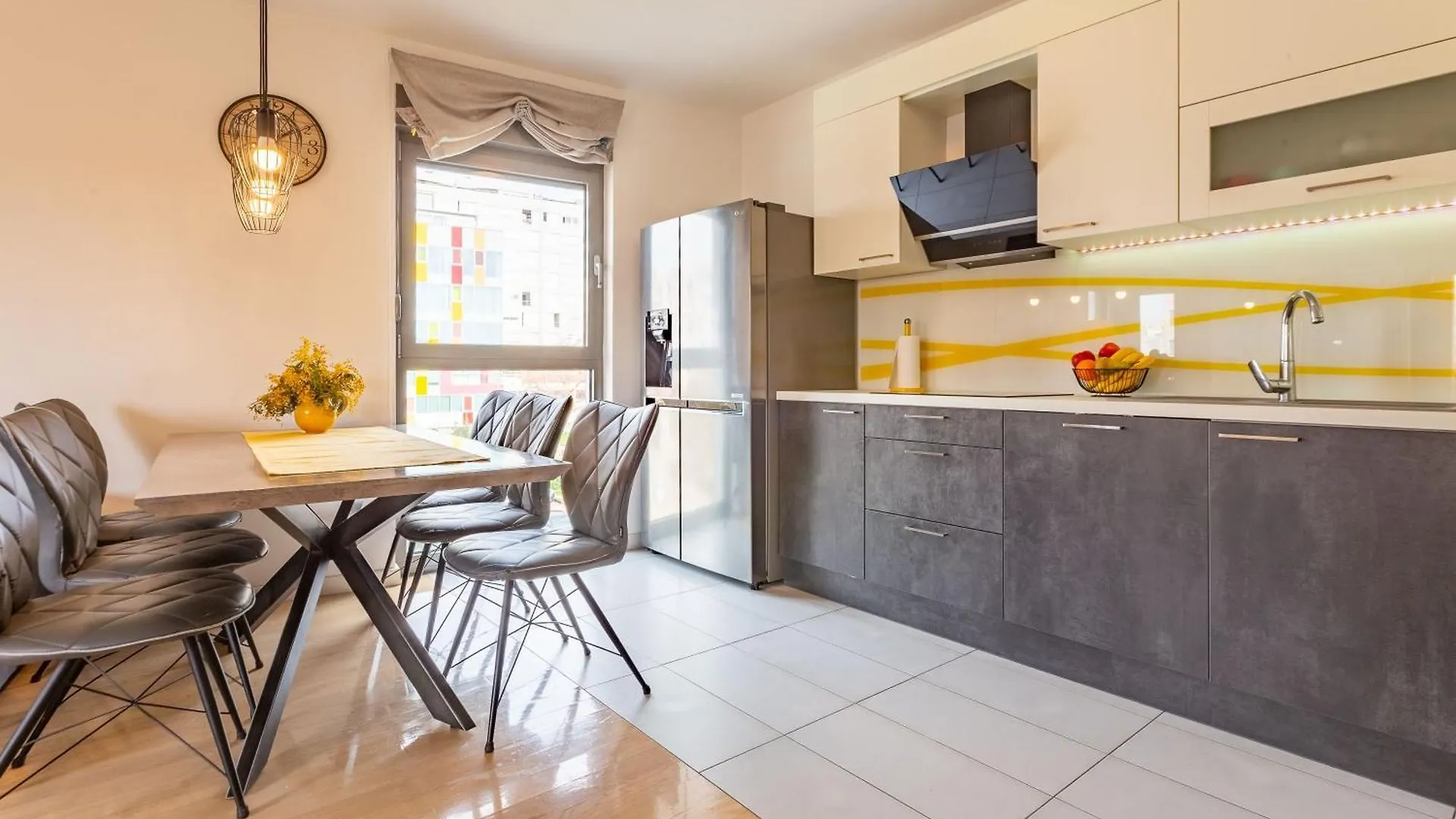 Fiorella 2 Bdr Apartment With Balcony Zadar