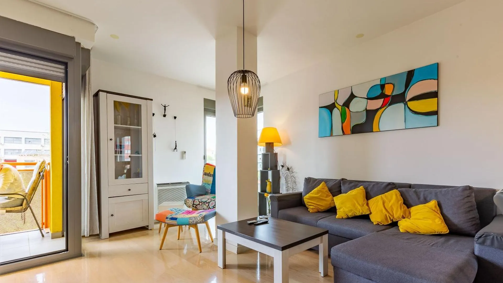 Fiorella 2 Bdr Apartment With Balcony Zadar